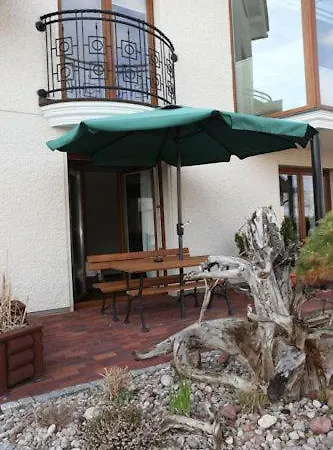 Pokoje Goscinne Dragon Leba Exterior photo