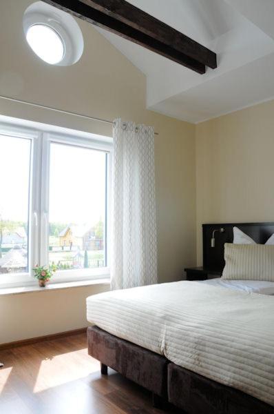 Goscinne Dragon Homestay *